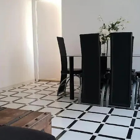 Postigo Maestranza Apartamento - Kainga Homes *